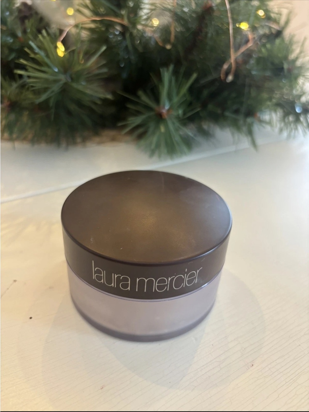 Laura Mercier Translucent Setting Powder Ivory 1 oz / 29 g Sealed and Never Used